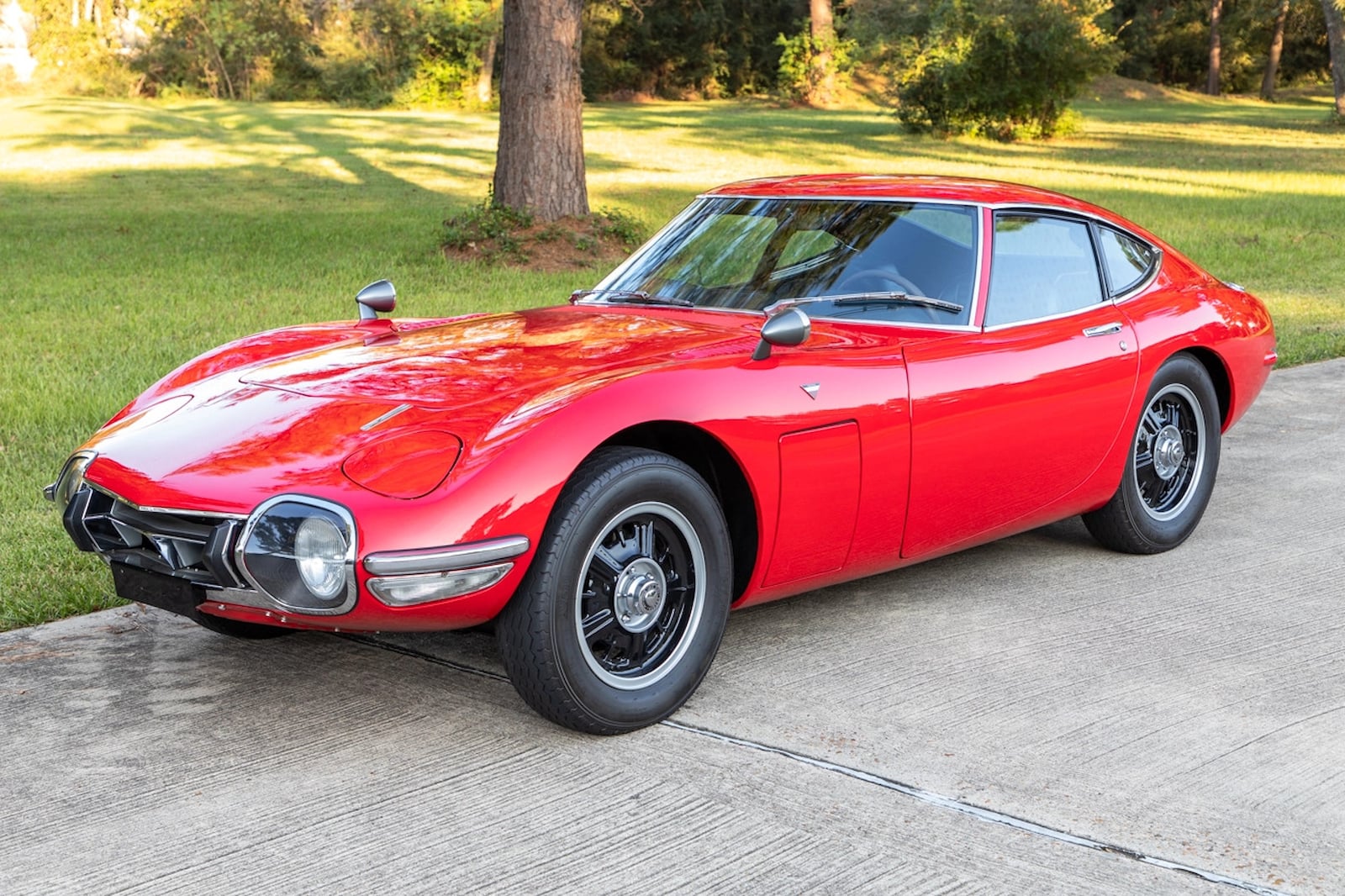 US-Titled Toyota 2000GT Will Sell For Record Price | CarBuzz
