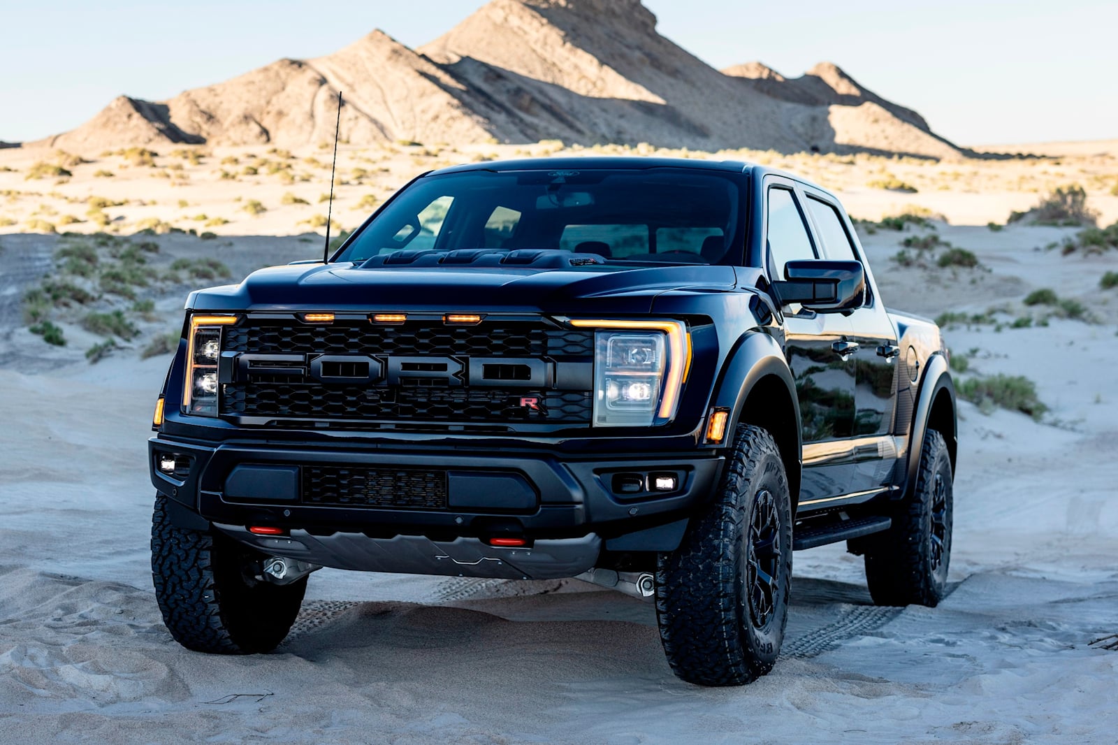 2022 Ford F-150 Raptor Review, Pricing, and Specs