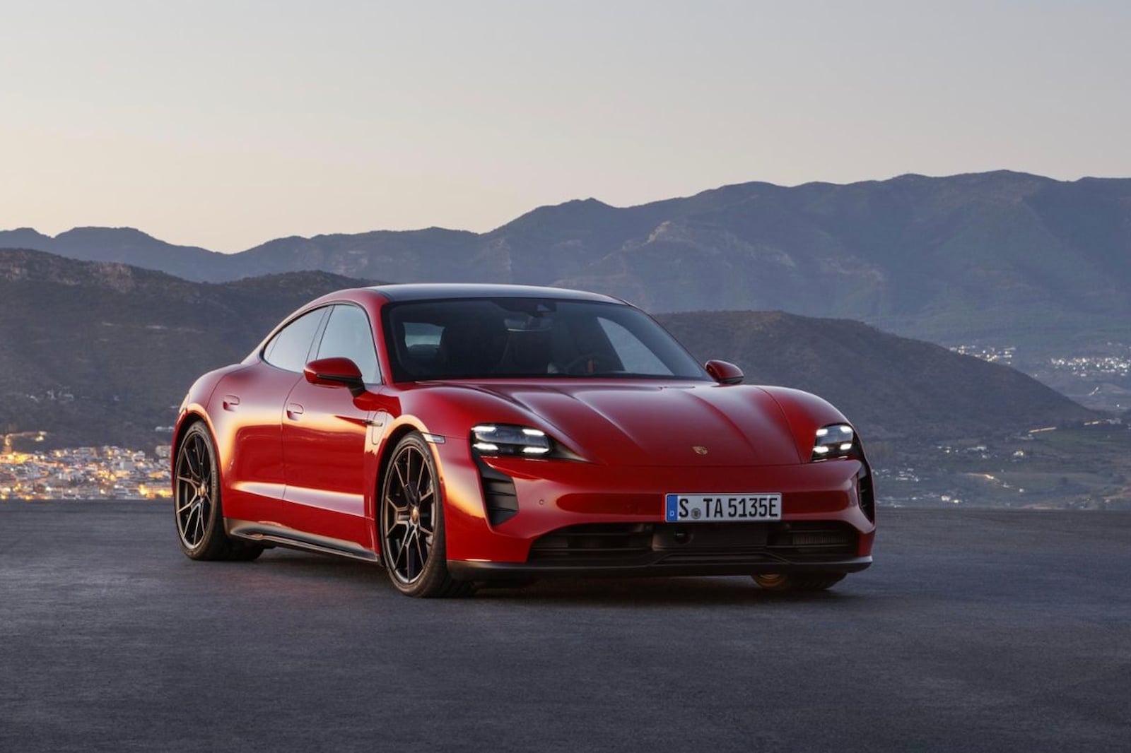 2024 Porsche Taycan Sport Turismo Trims & Specs | CarBuzz