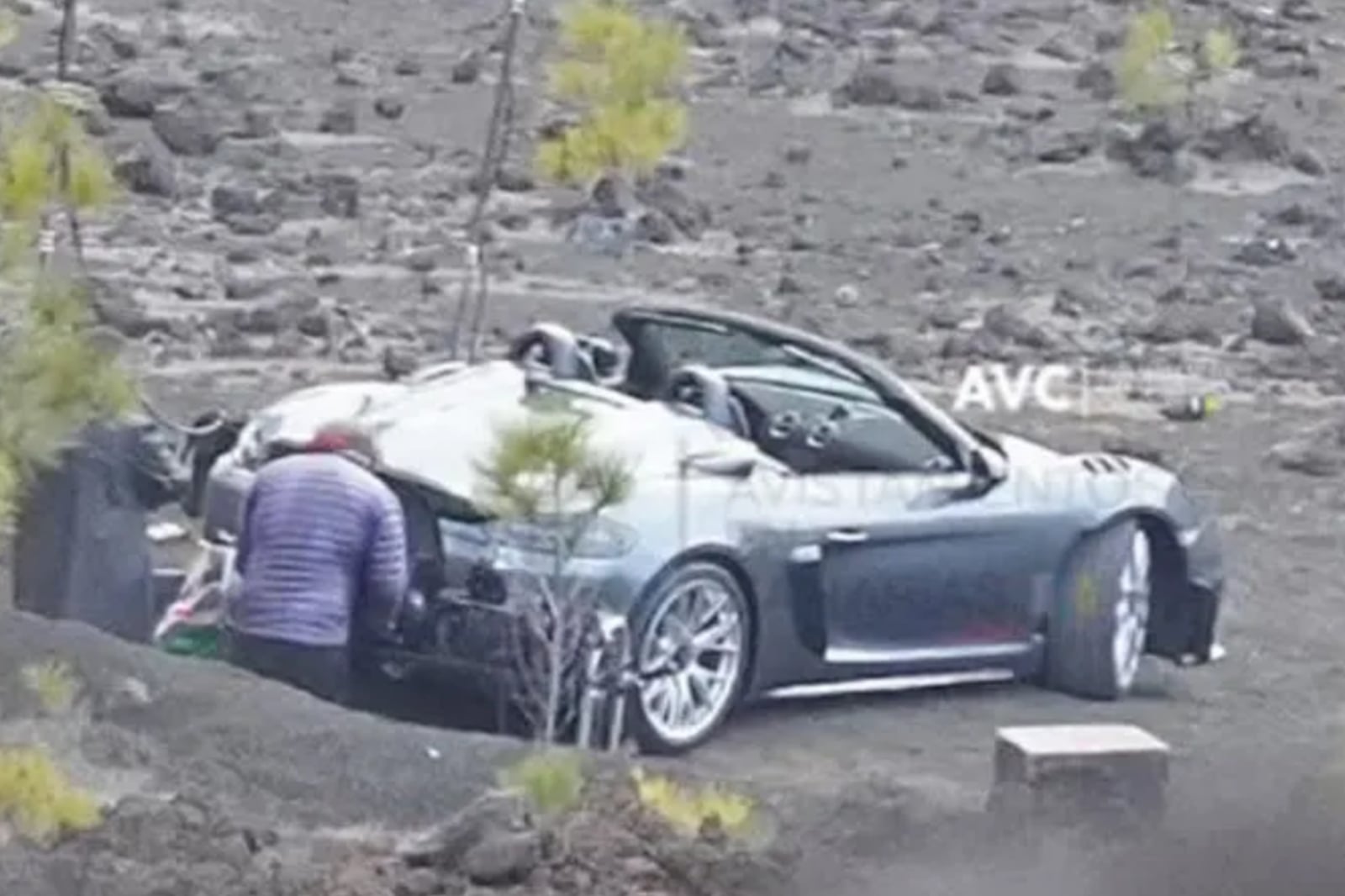 photo of Porsche 718 RS Spyder Spotted Completely Naked Before Its Unveiling image
