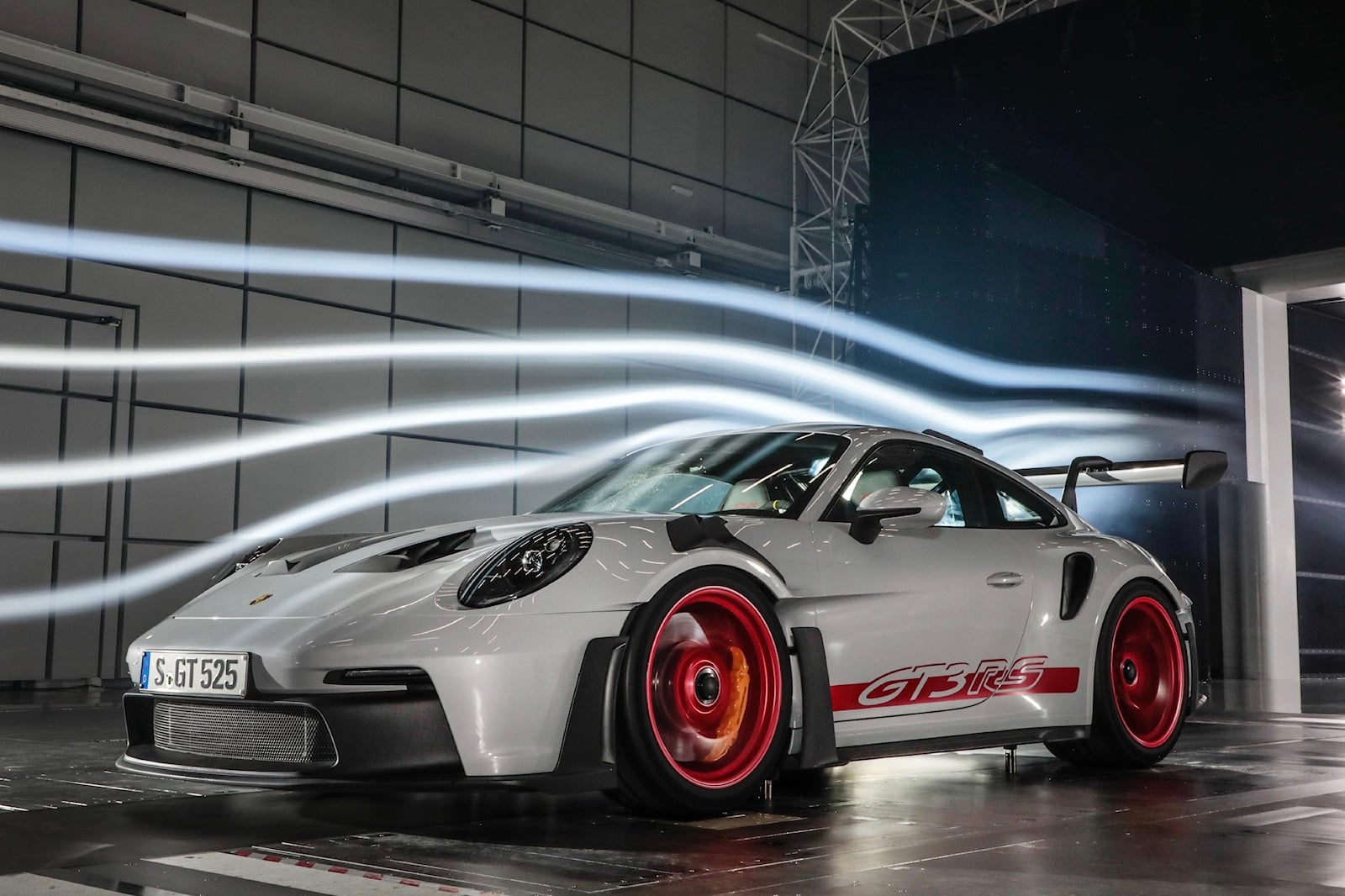 photo of Porsche 911 GT3 RS Trick Aero Systems Ensure Perfect Balance At All Times image