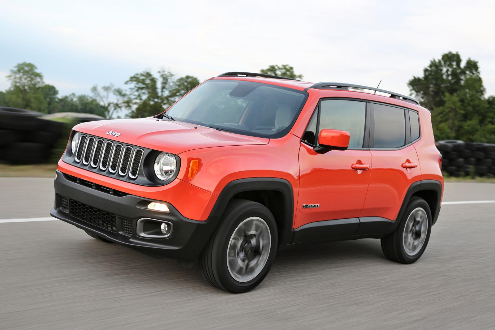 2016 Jeep Renegade: Review, Trims, Specs, Price, New Interior Features,  Exterior Design, and Specifications