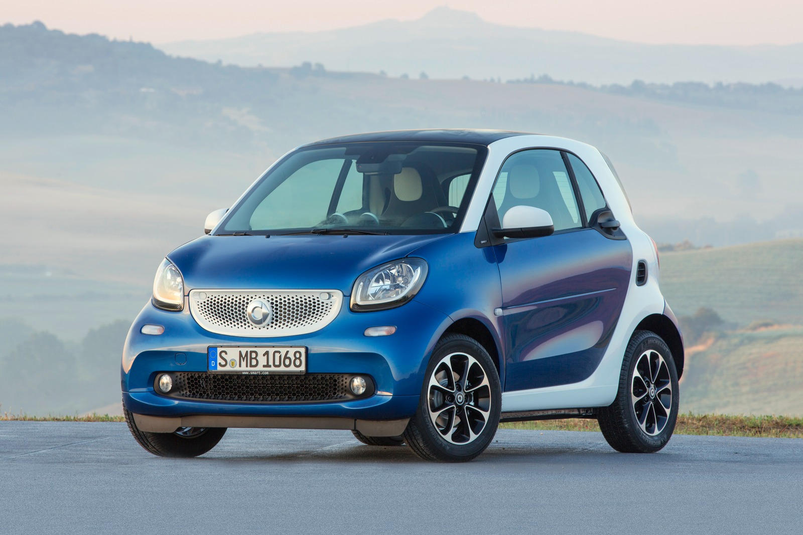 Smart Fortwo review - prices, specs and 0-60 time