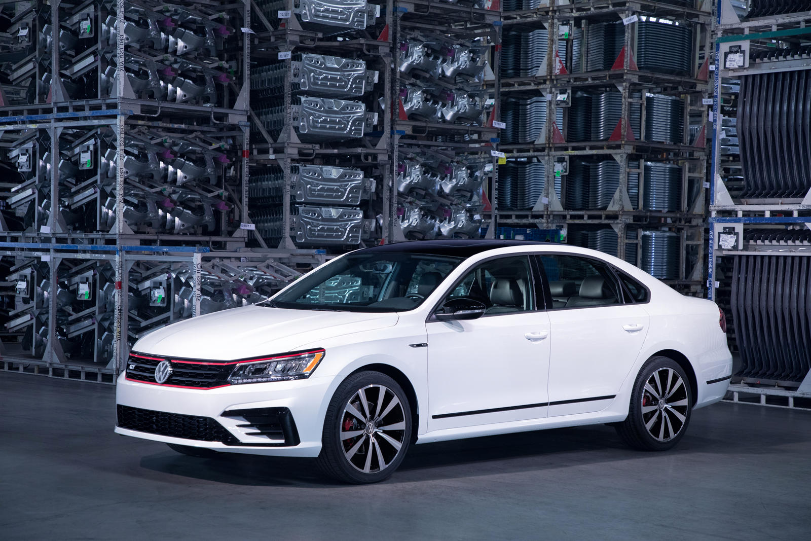 2019 Volkswagen Passat Review, Pricing, VW Passat Sedan Models