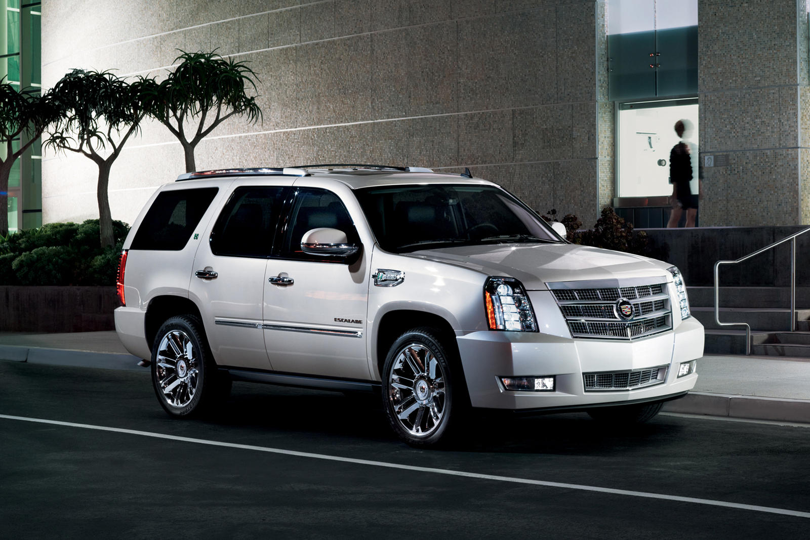 Used Cadillac Escalade Hybrid 4X4 for sale buy 4 Wheel Drive SUV with