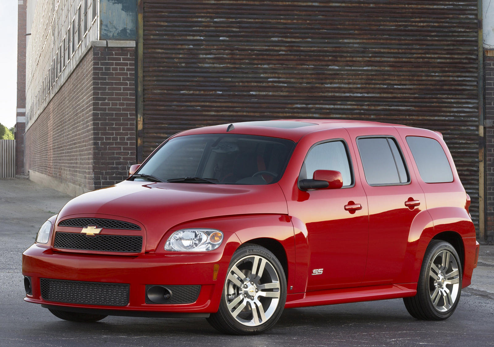 Photos of the 2010 Chevrolet HHR: See interior pictures of the 2010 Chevy H...