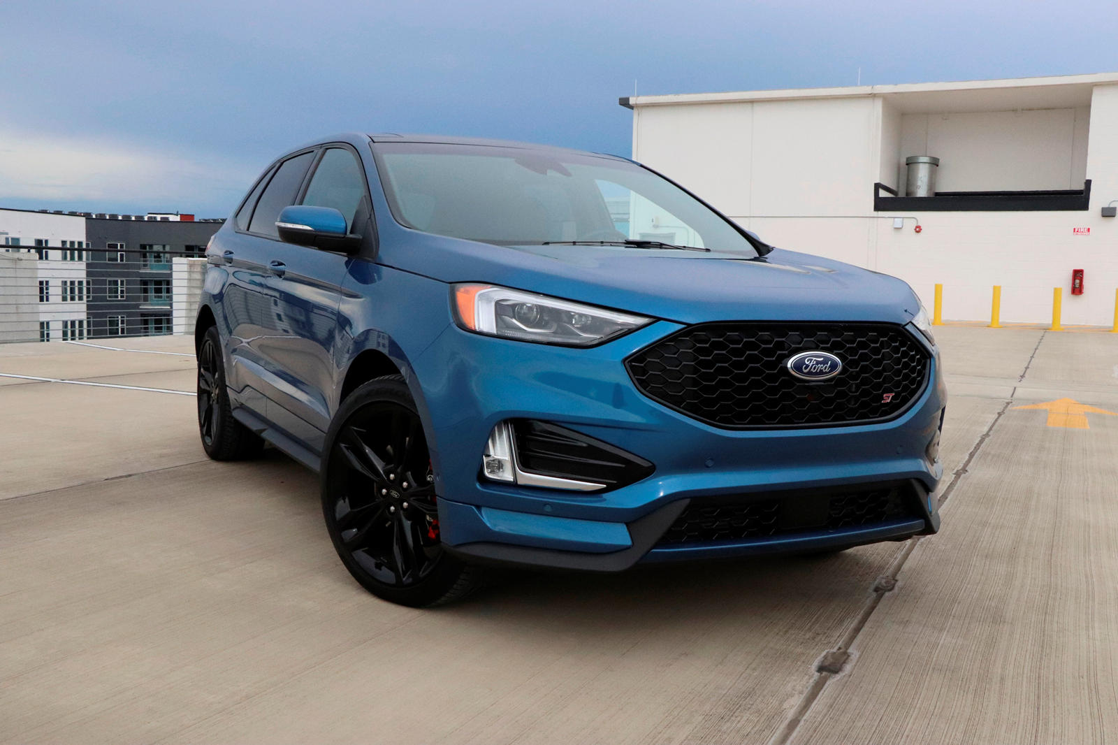 2022 Ford Edge ST: Review, Trims, Specs, Price, New Interior Features