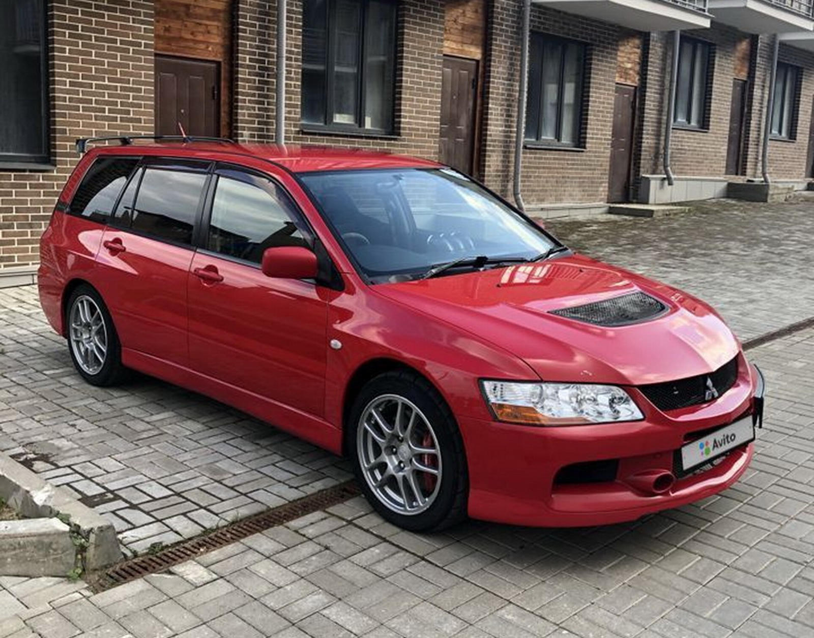 Be The Family Hero With This Extremely Rare Mitsubishi Evo Wagon