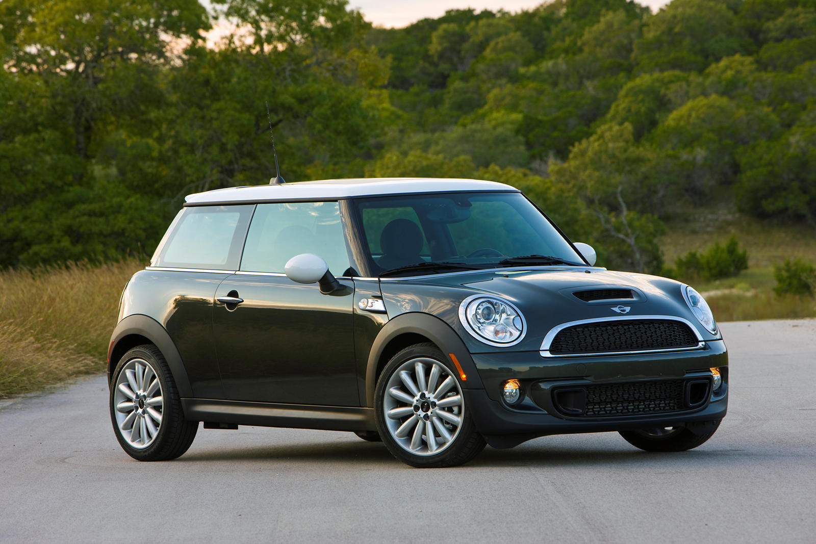 2011 MINI Cooper S : Latest Prices, Reviews, Specs, Photos and