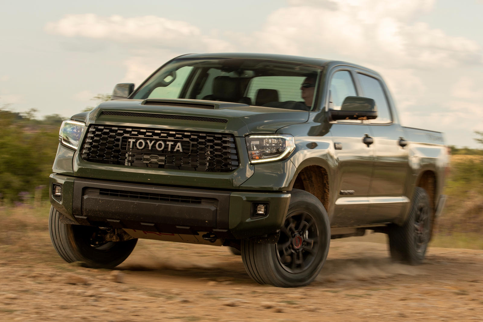 New Toyota Tundra Finally Getting The Engine It Deserves Carbuzz