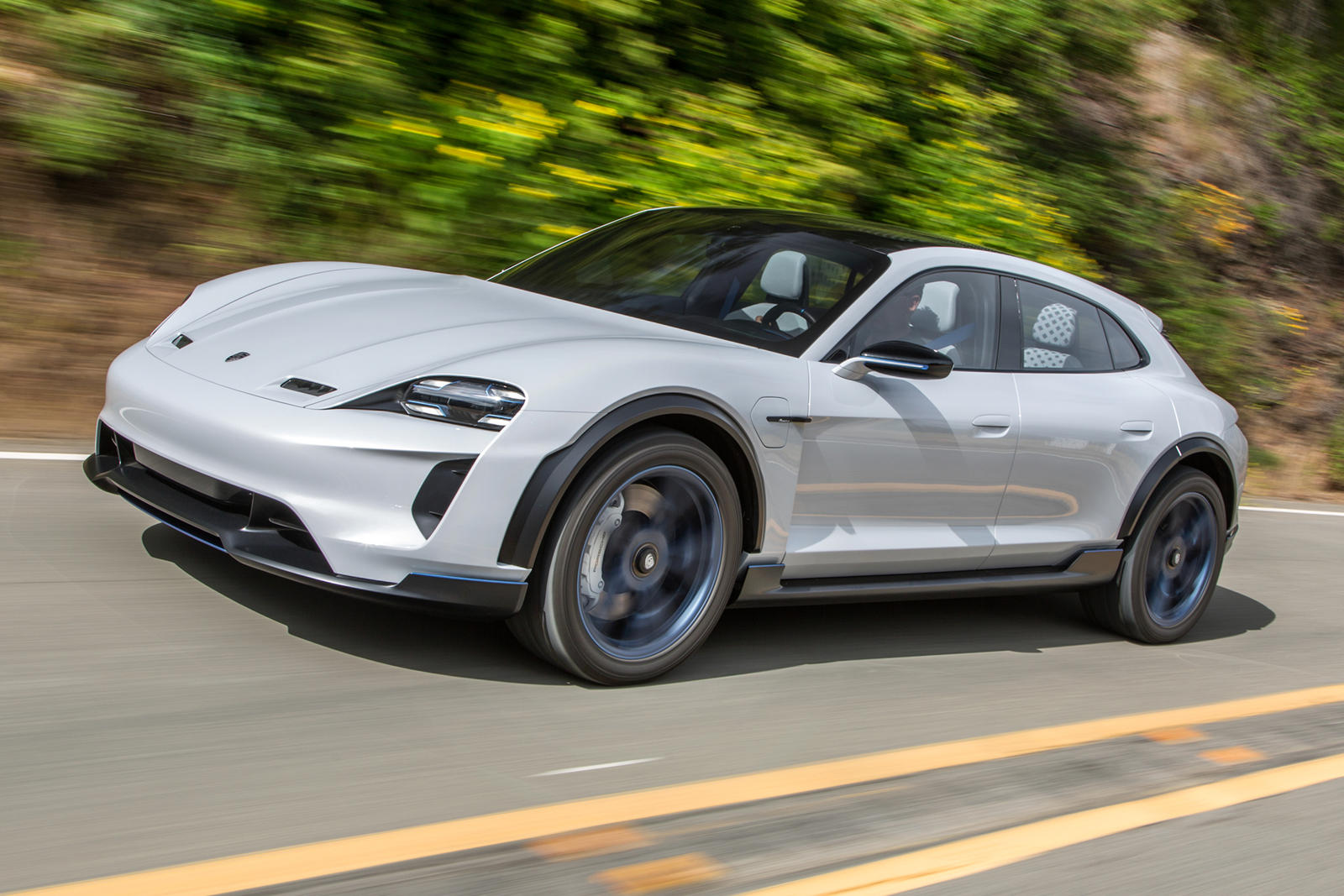 photo of Official: Porsche Taycan Cross Turismo Coming In Late 2020 image