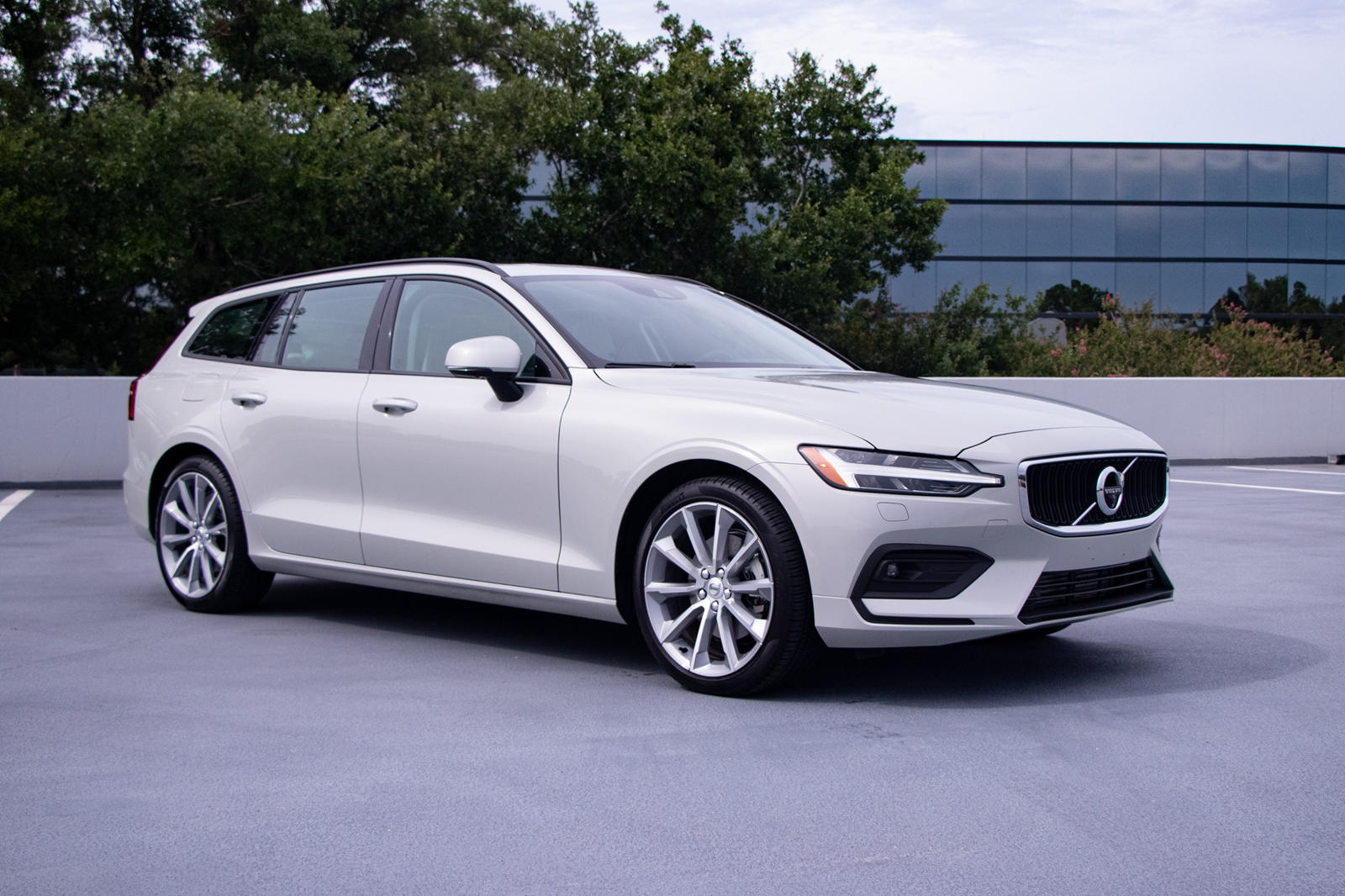 2020 Volvo V60: Review, Trims, Specs, Price, New Interior Features