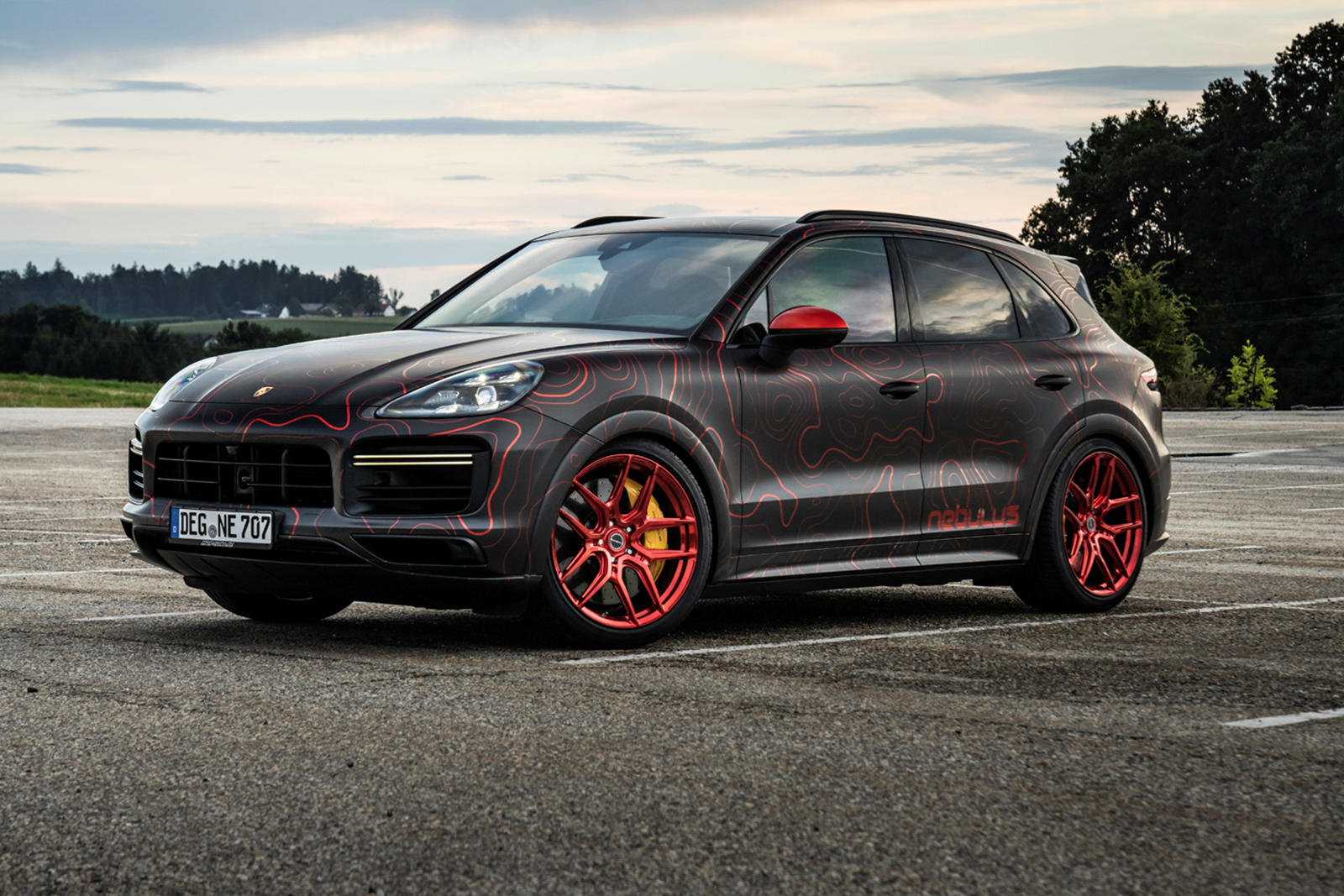 photo of Porsche Cayenne Gets Extreme Makeover And 1,000 HP image
