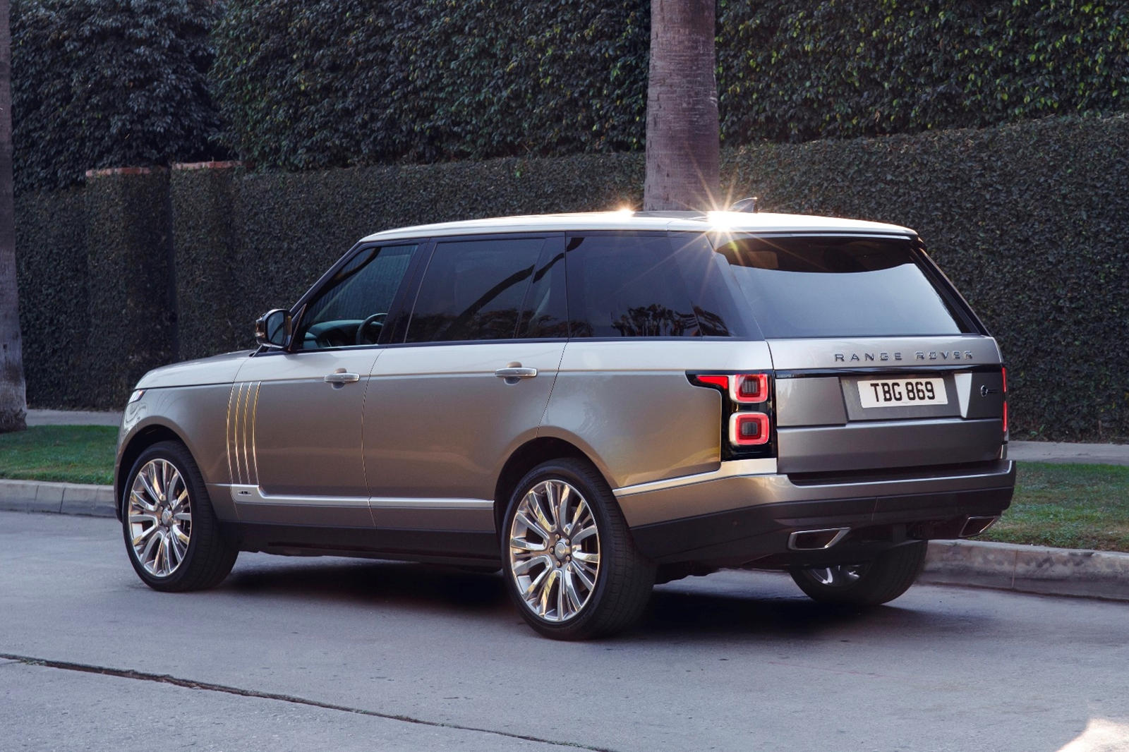Fully Electric Range Rover Coming Sooner Than We Thought CarBuzz