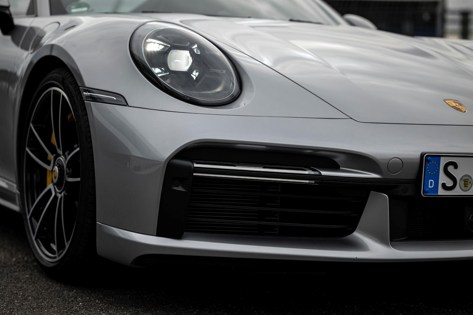 photo of Porsche Doesn't Care About A Fuel Efficient 911 Hybrid image
