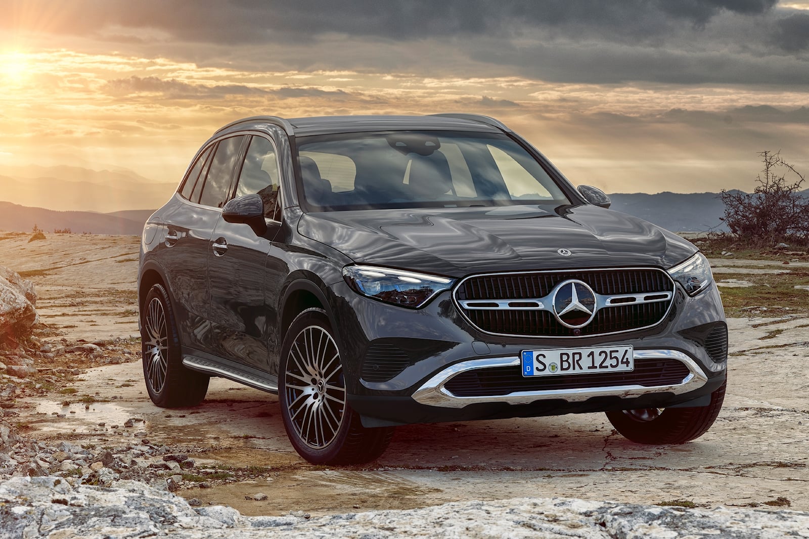 2023 Mercedes Benz Glc Class Suv Trims And Specs Prices Msrp Carbuzz