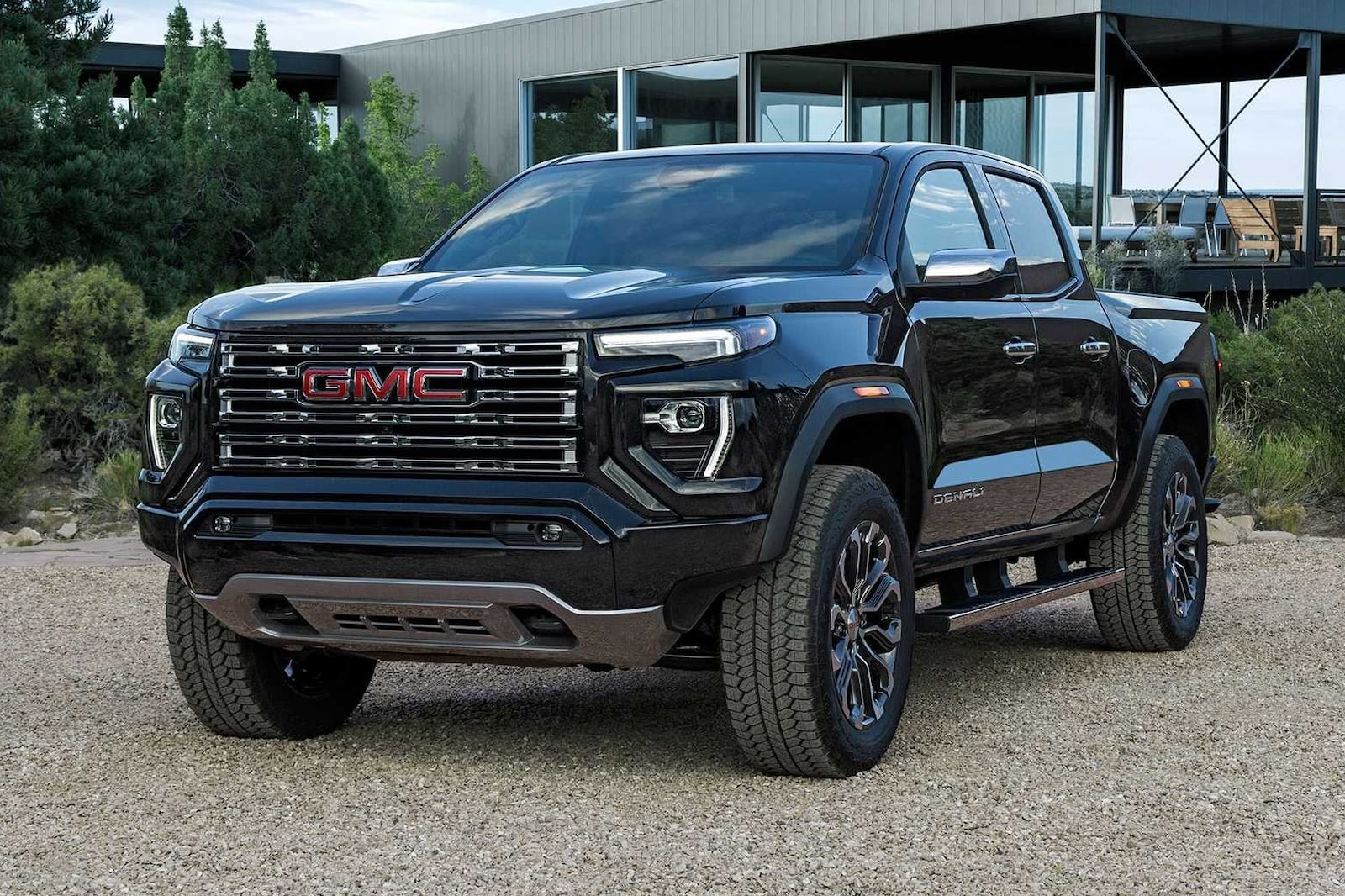 2023 gmc canyon bed size