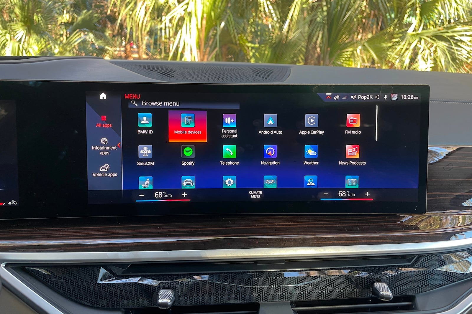 How to connect Apple CarPlay to BMW X7 Multimedia System 2023