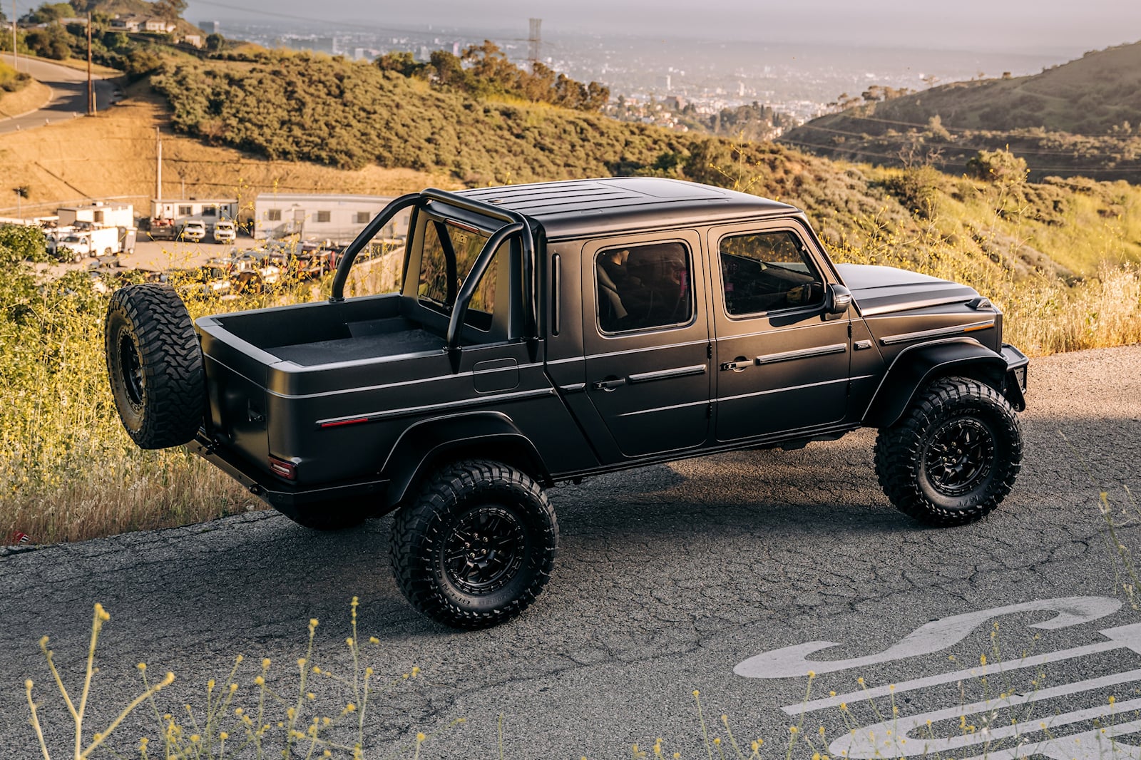 This is a $385,000 custom Mercedes-AMG G63 pickup