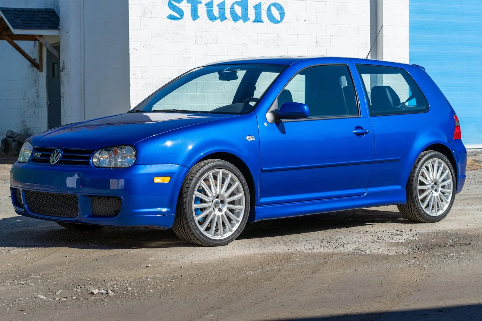 2004 Volkswagen R32 For Sale Has Just 97 Miles On Clock CarBuzz