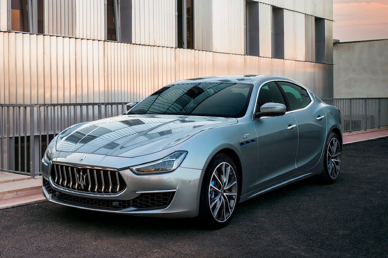2023 Maserati Ghibli Review, Pricing | New Ghibli Sedan Models | CarBuzz