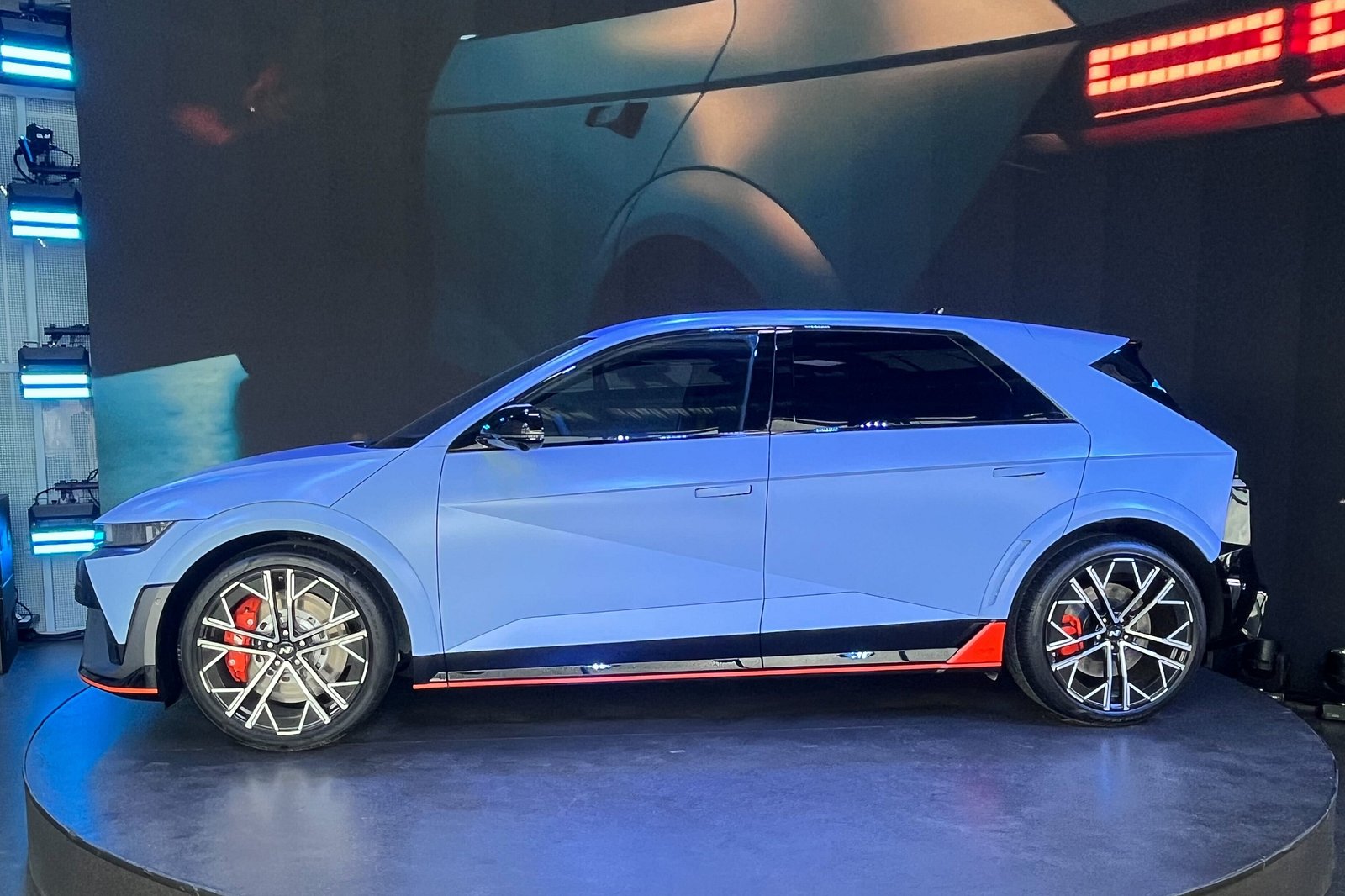 Hyundai Ioniq 5 N Revealed With 641 HP And Simulated DCT Gearbox