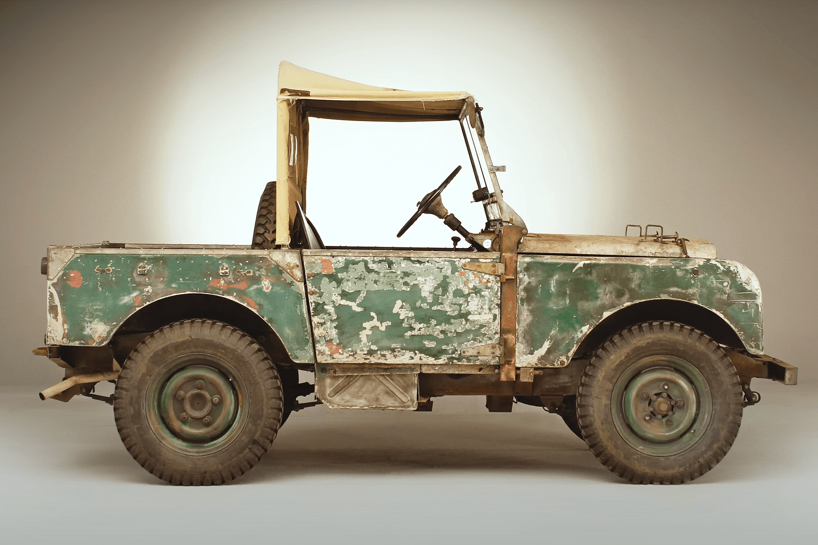 First Production Land Rover JUE 477 Proves Its The Toughest Workhorse ...