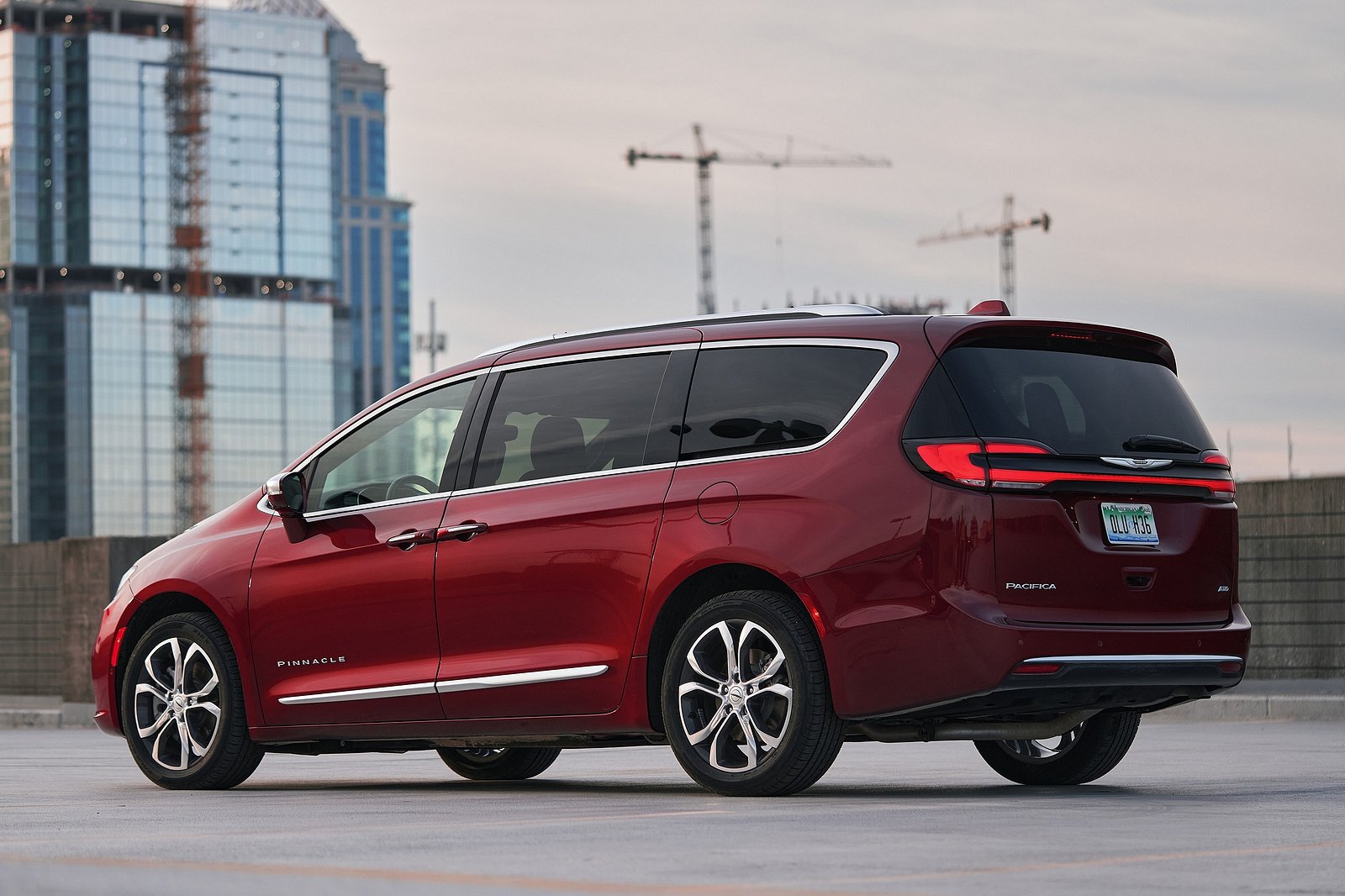 2024 Chrysler Pacifica Gains New Colors And Luxurious Interior For Top