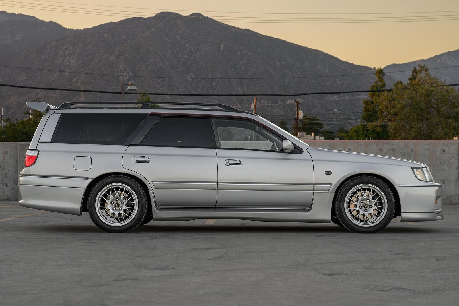 Nissan Stagea 260RS