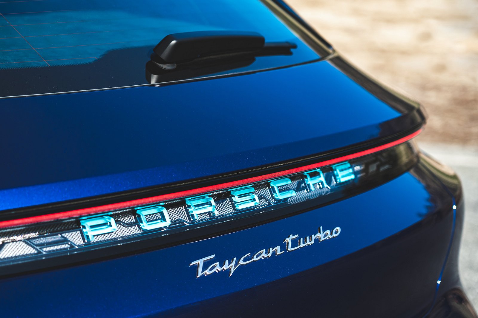 2021-2024 保时捷 Taycan Turbo Cross Turismo 徽章