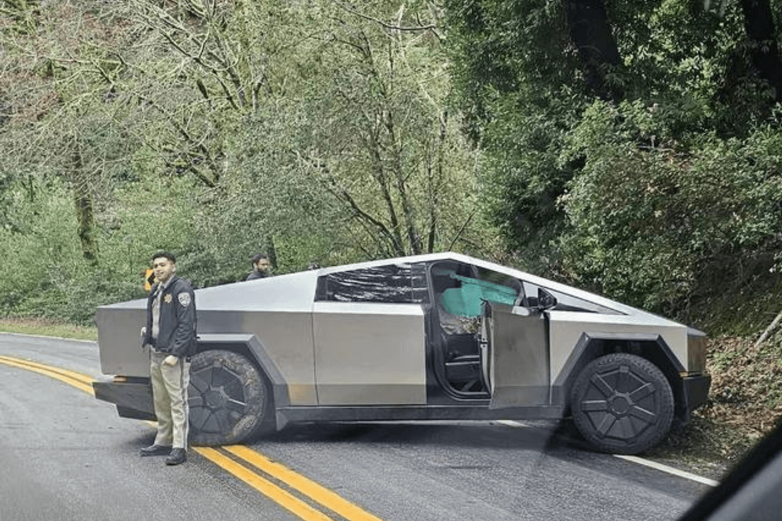 Tesla Cybertruck Crash Reveals Just How Strong Its Stainless Steel Body