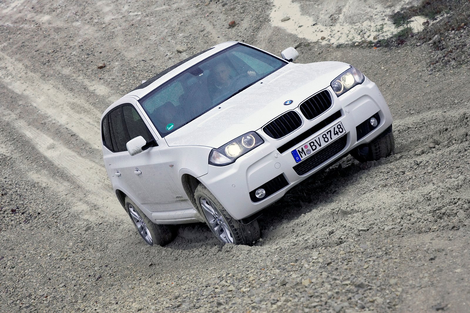E38 BMW X3 2010