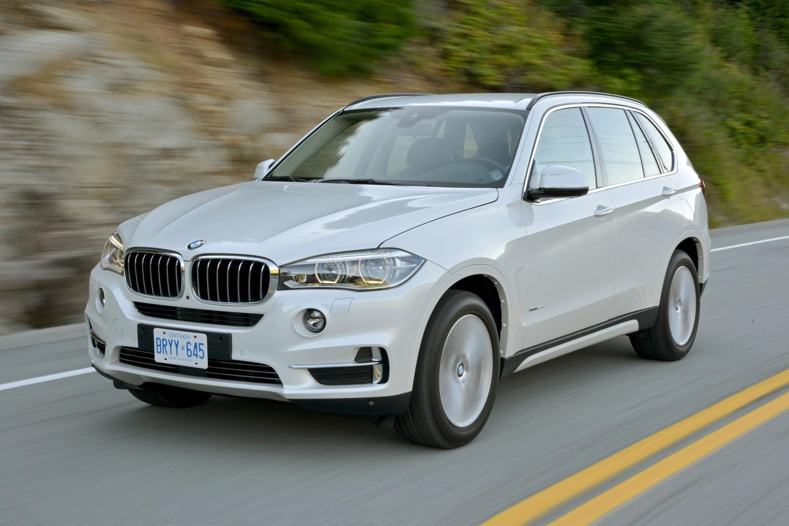 2017 BMW X5 Review, Trims, Specs and Price | CarBuzz