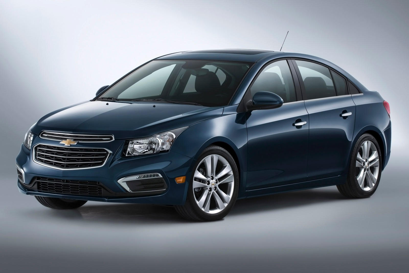 2016 Chevrolet Cruze Limited Review, Trims, Specs, Price