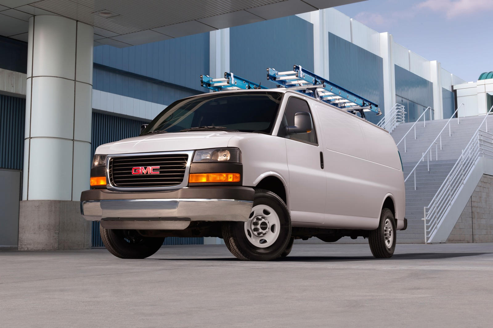 2021 GMC Savana Cargo Van: Review, Trims, Specs, Price ...
