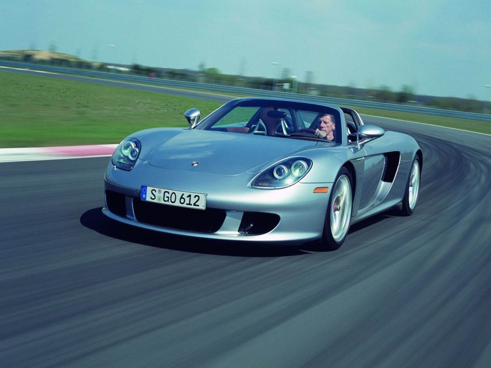 Here's Why The Porsche Carrera GT Is The BEST Collector Car In The World |  CarBuzz