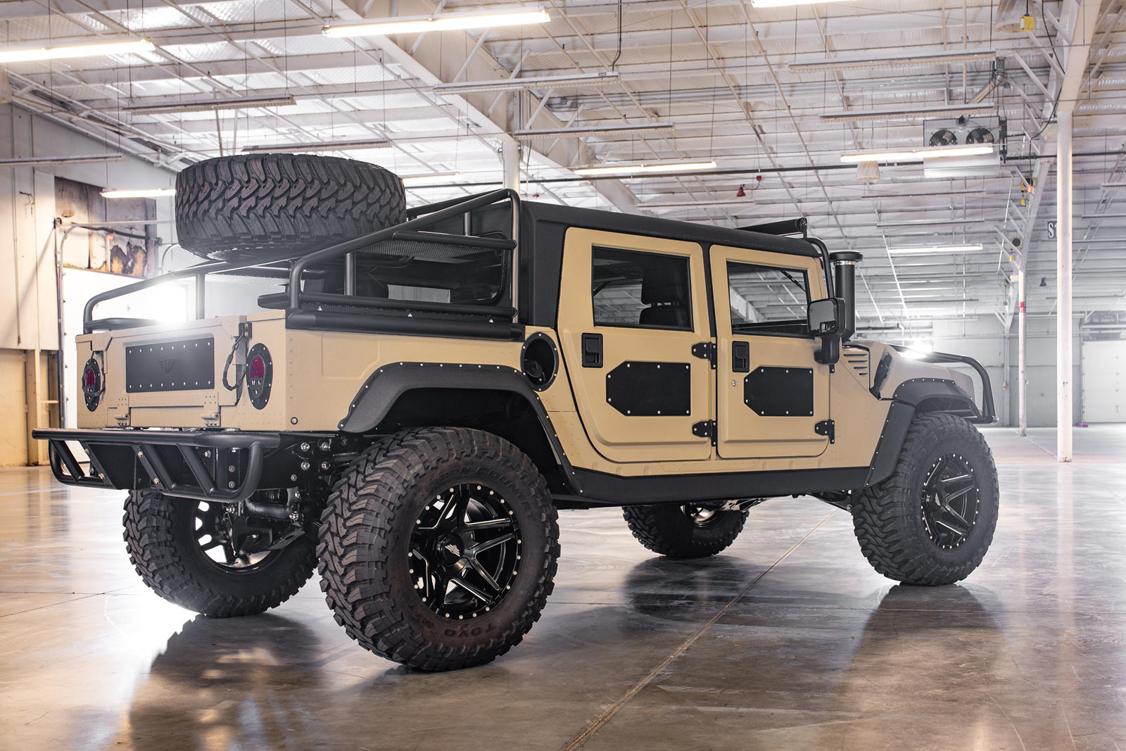 This Baja-Ready Custom-Built Hummer H1 Costs Over $250,000
