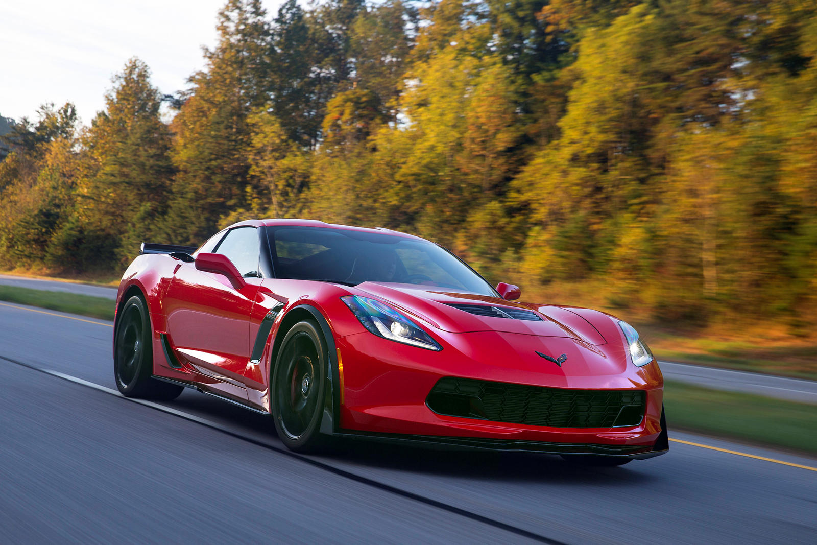 2018 Chevrolet Corvette Stingray Coupe Review, Trims, Specs and Price