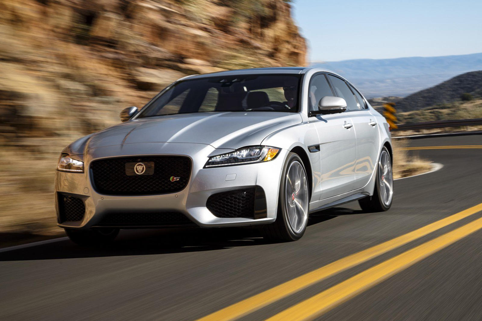 Special Edition 2019 Jaguar XF 300 Sport Arrives With 296