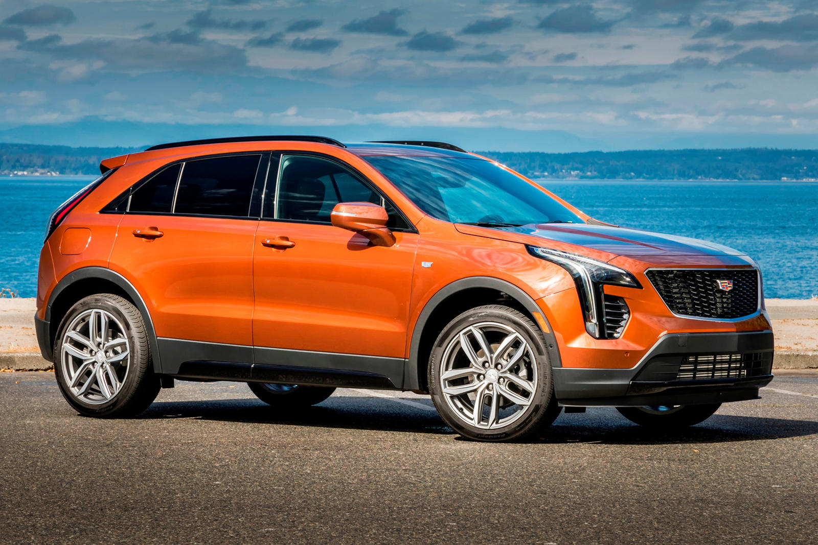 2020 Cadillac XT4 Review, Trims, Specs, Price, New Interior Features