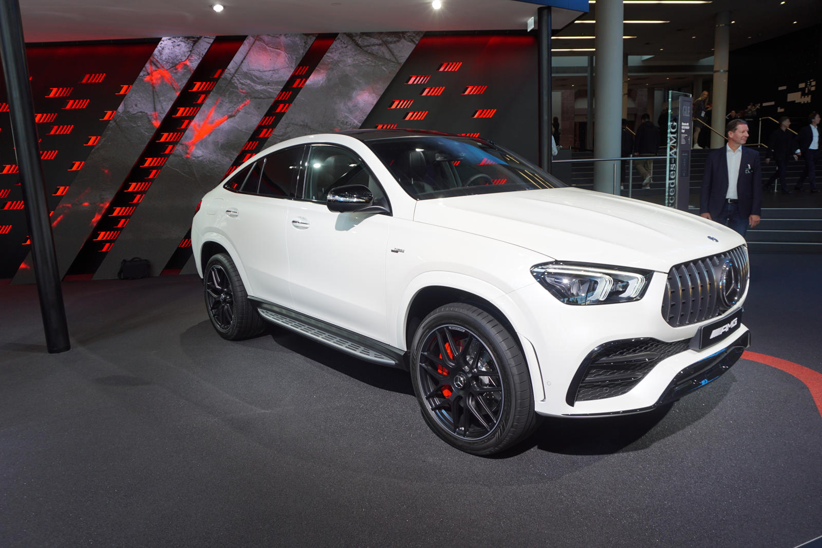 Mercedes Gunning For Bmw With The Gle 53 Coupe Carbuzz