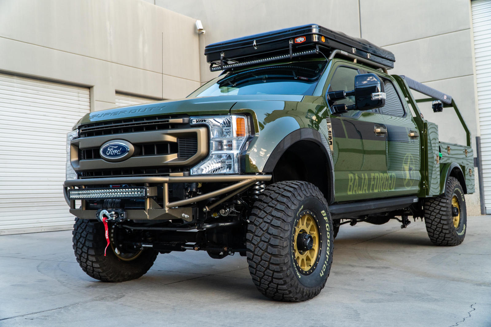 Stare In Awe At The Baja Forged Ford F 250 Super Duty Carbuzz