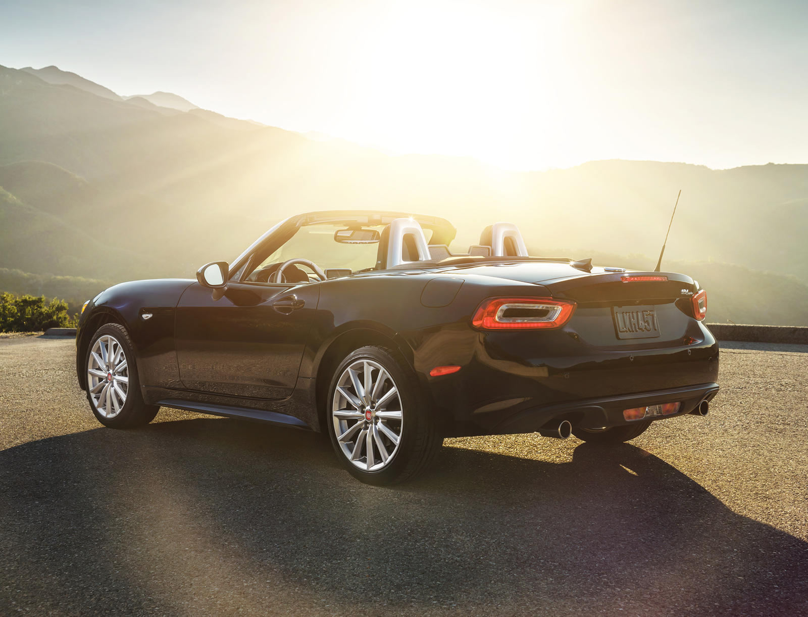 The Fiat 124 Spider: Now, That's Not Italian - WSJ