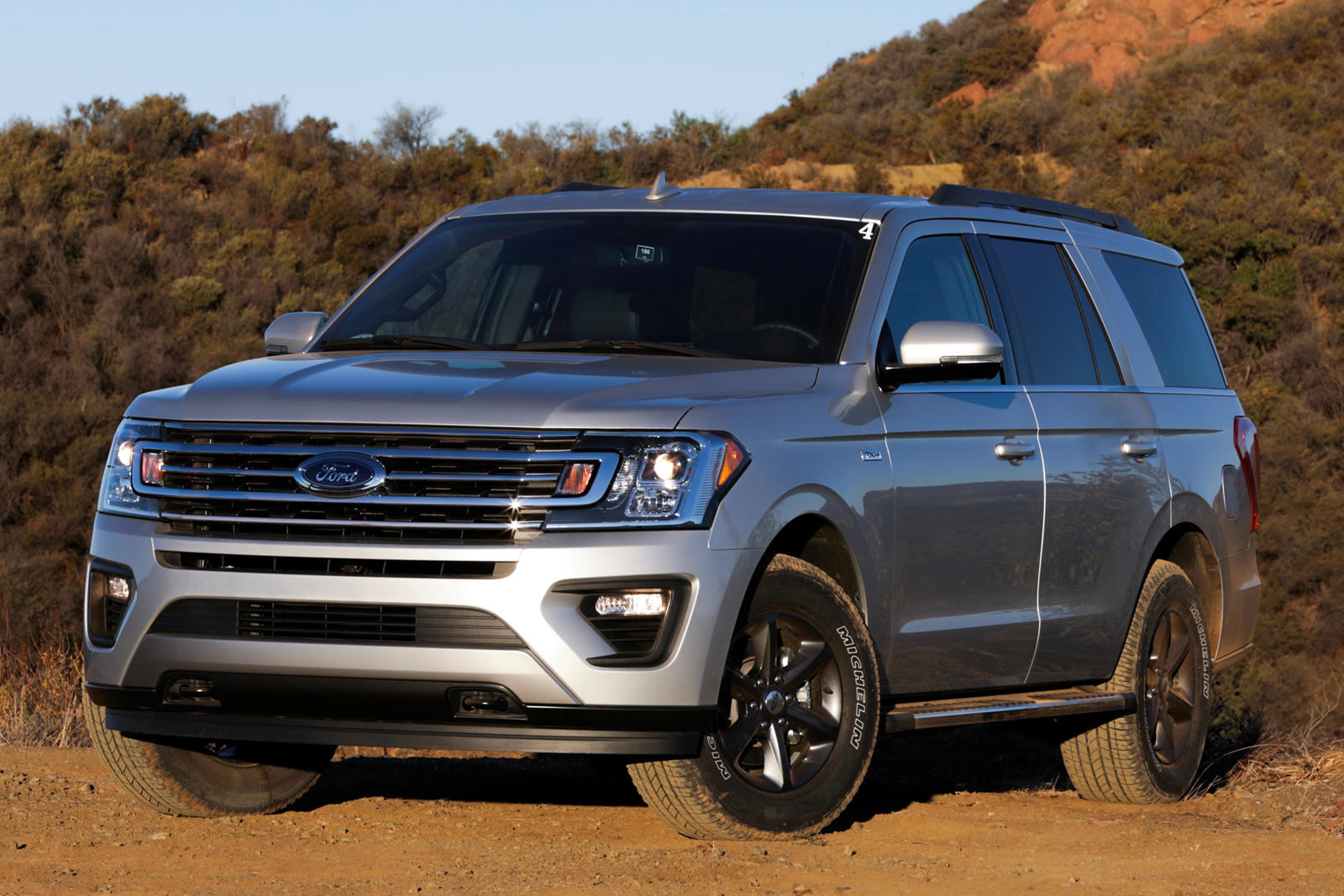 Ford's Biggest SUV Gets A Big Discount This Month CarBuzz