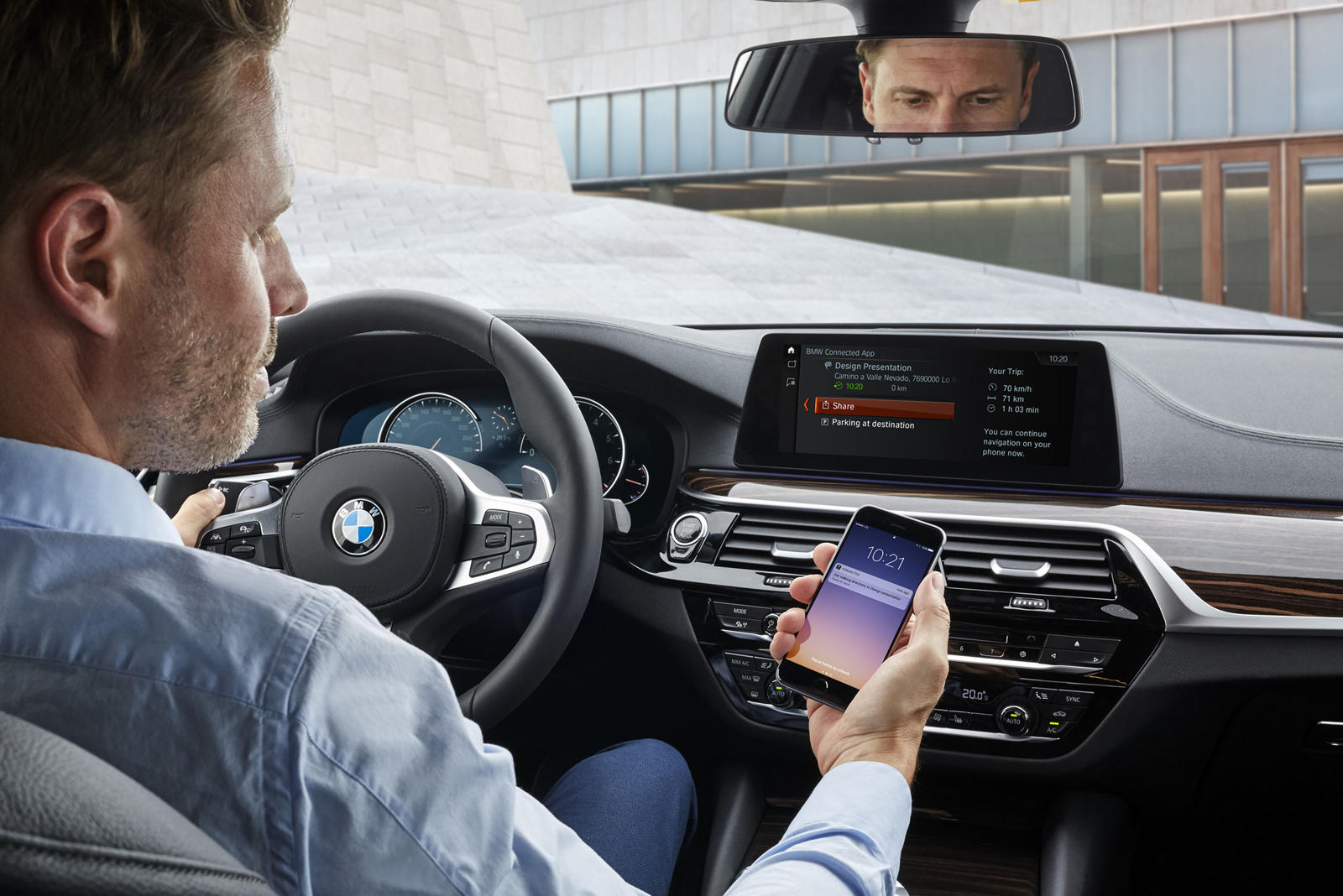 BMW Drivers Get A Long-Awaited Tech Feature | CarBuzz