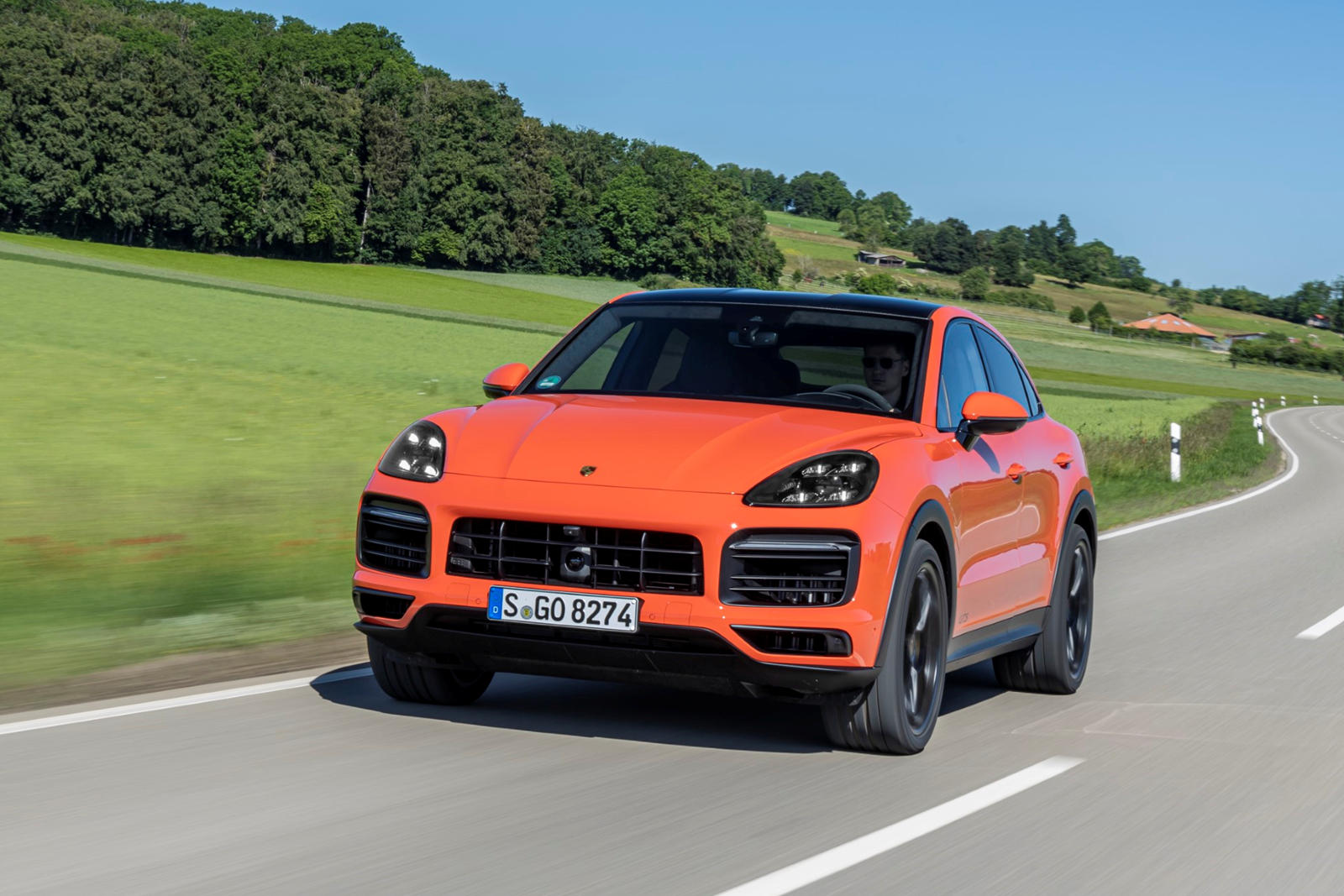 2021-2022 Porsche Cayenne Coupe Driving Front Angle