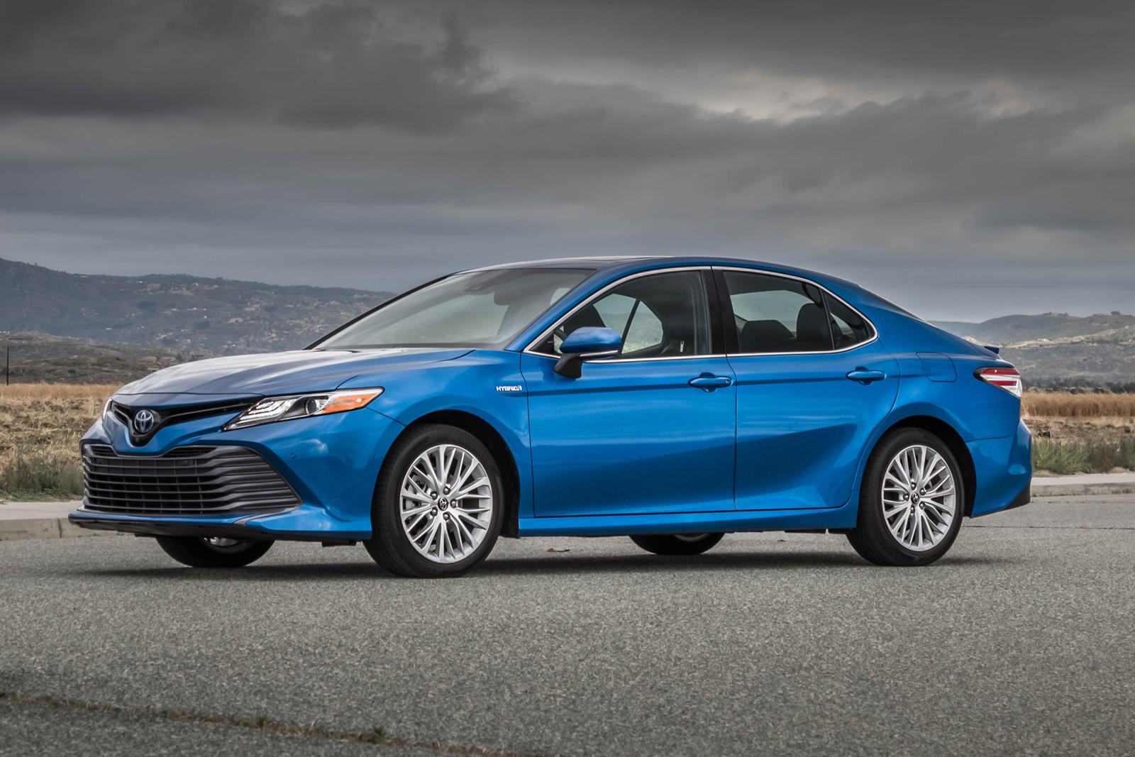 2021 Toyota Camry Hybrid Costs Less Than Last Year | CarBuzz