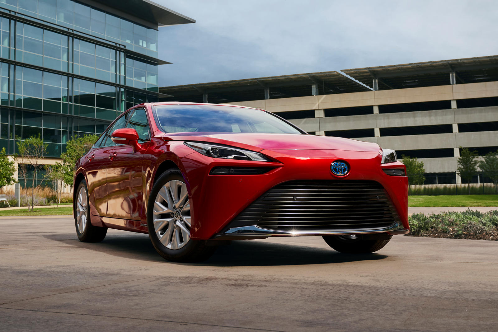 The 2021 Toyota Mirai Is Optioned Like A Luxury Car CarBuzz