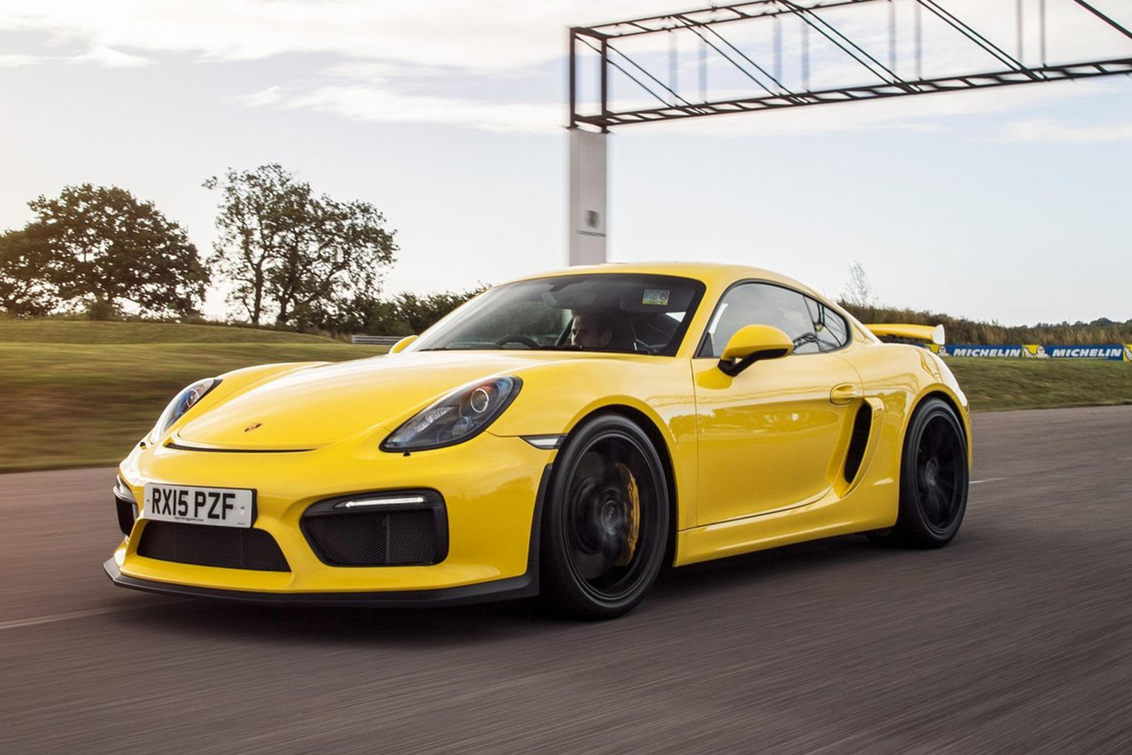 Porsche Boxster Spyder and Cayman GT4 are used jewelry