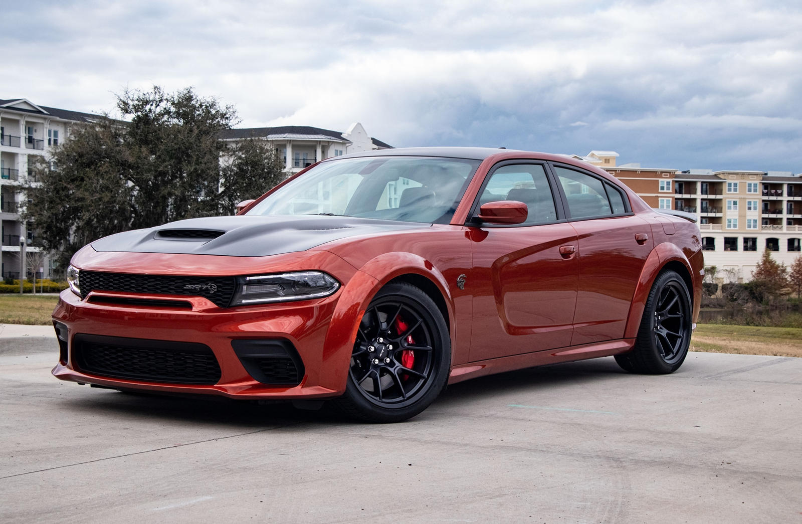 Build dodge charger hellcat